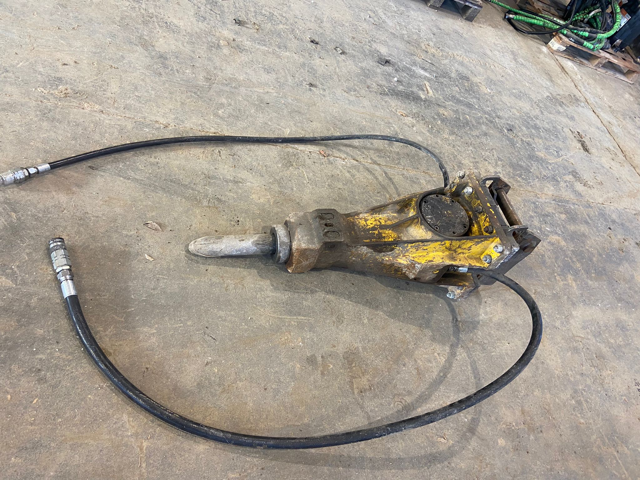 Martello demolitore idraulico ATLAS SBC 410-11 - Franco Clò Macchine Movimento Terra