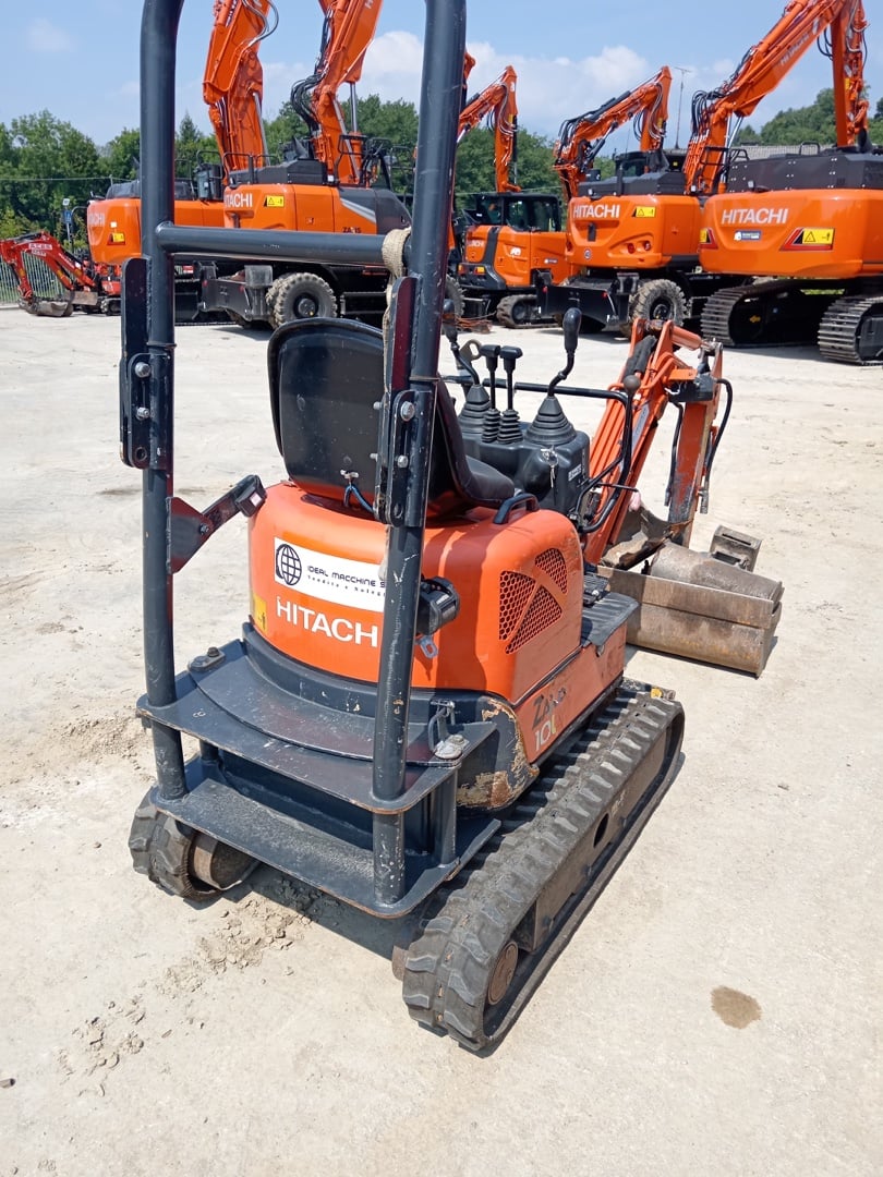 Mini escavatore HITACHI ZX 10 U-2 - Franco Clò Macchine Movimento Terra