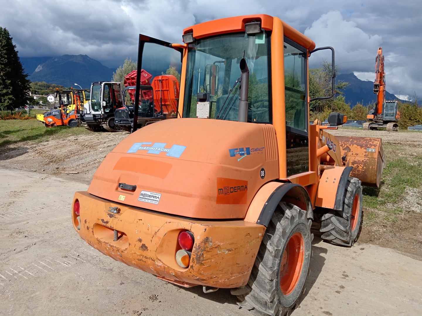 FIAT HITACHI W 80 H.2 wheel loader - Franco Clò Macchine Movimento Terra