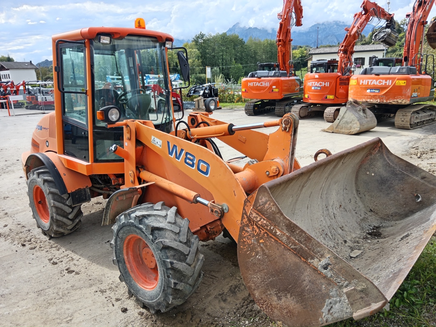 FIAT HITACHI W 80 H.2 wheel loader - Franco Clò Macchine Movimento Terra