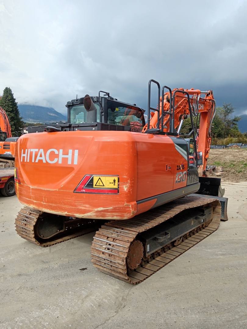 HITACHI ZX 130.7/2P escavatore cingolato - Franco Clò Macchine Movimento Terra