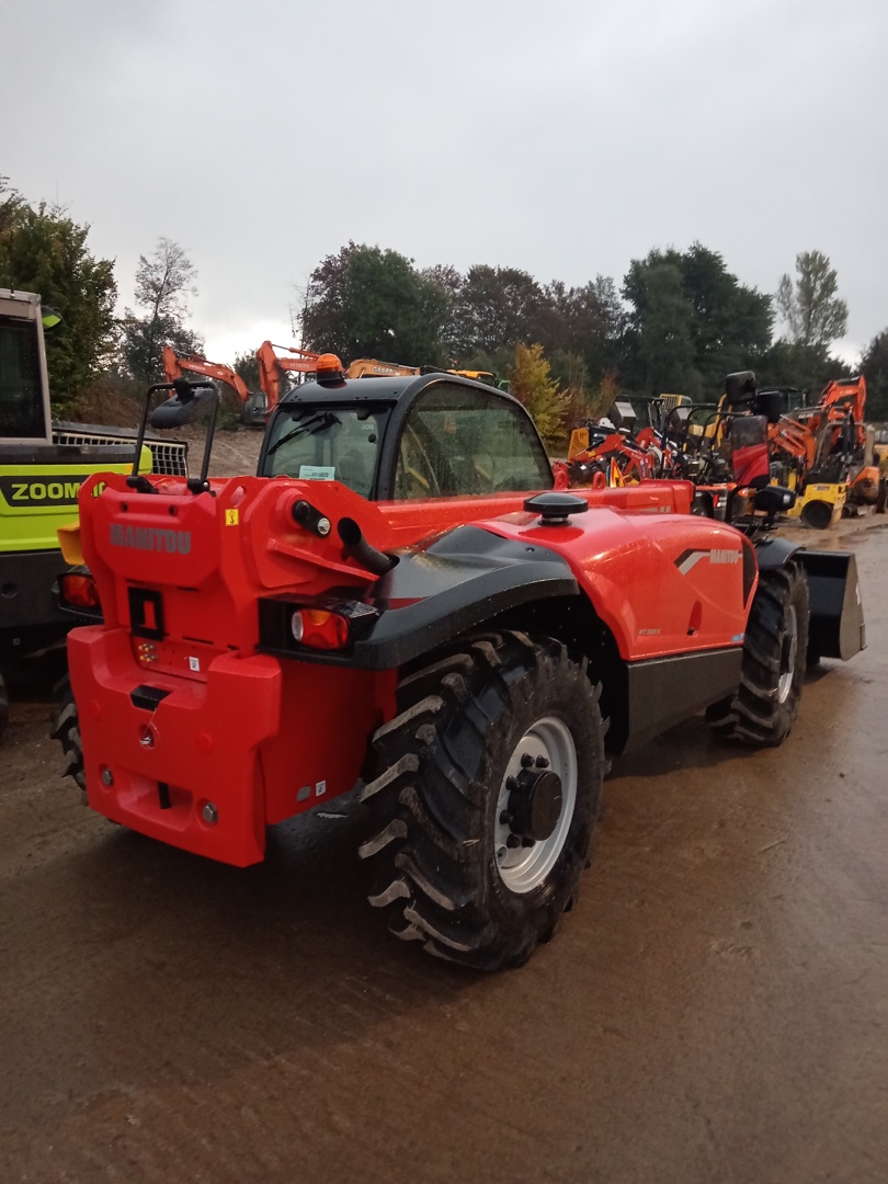 Sollevatore telescopico MANITOU MT 930 COMFORT ST5 - Franco Clò Macchine Movimento Terra