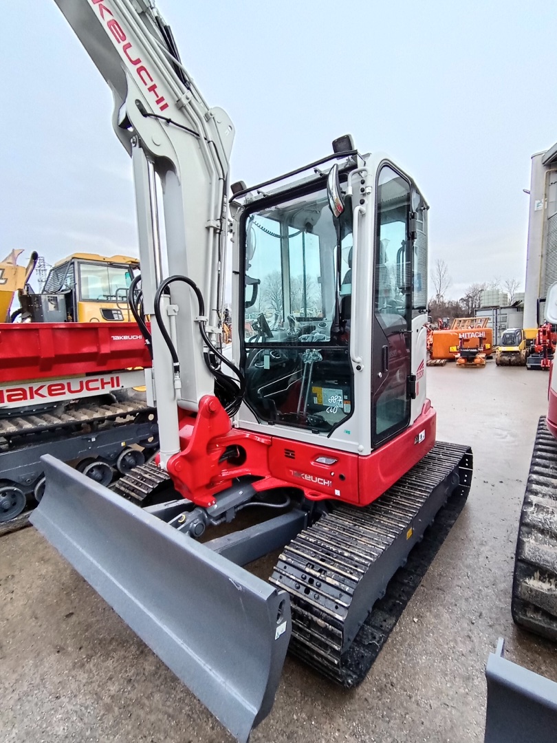 TAKEUCHI TB 350 R ADV mini excavator - Franco Clò Macchine Movimento Terra
