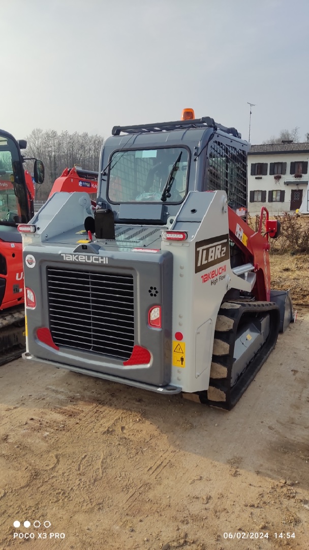 Pala compatta cingolata TAKEUCHI TL 8 R-2 - Franco Clò Macchine Movimento Terra