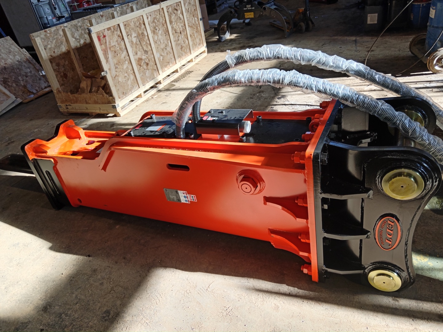 Martello demolitore idraulico YANTAI EDT 3500 - Franco Clò Macchine Movimento Terra