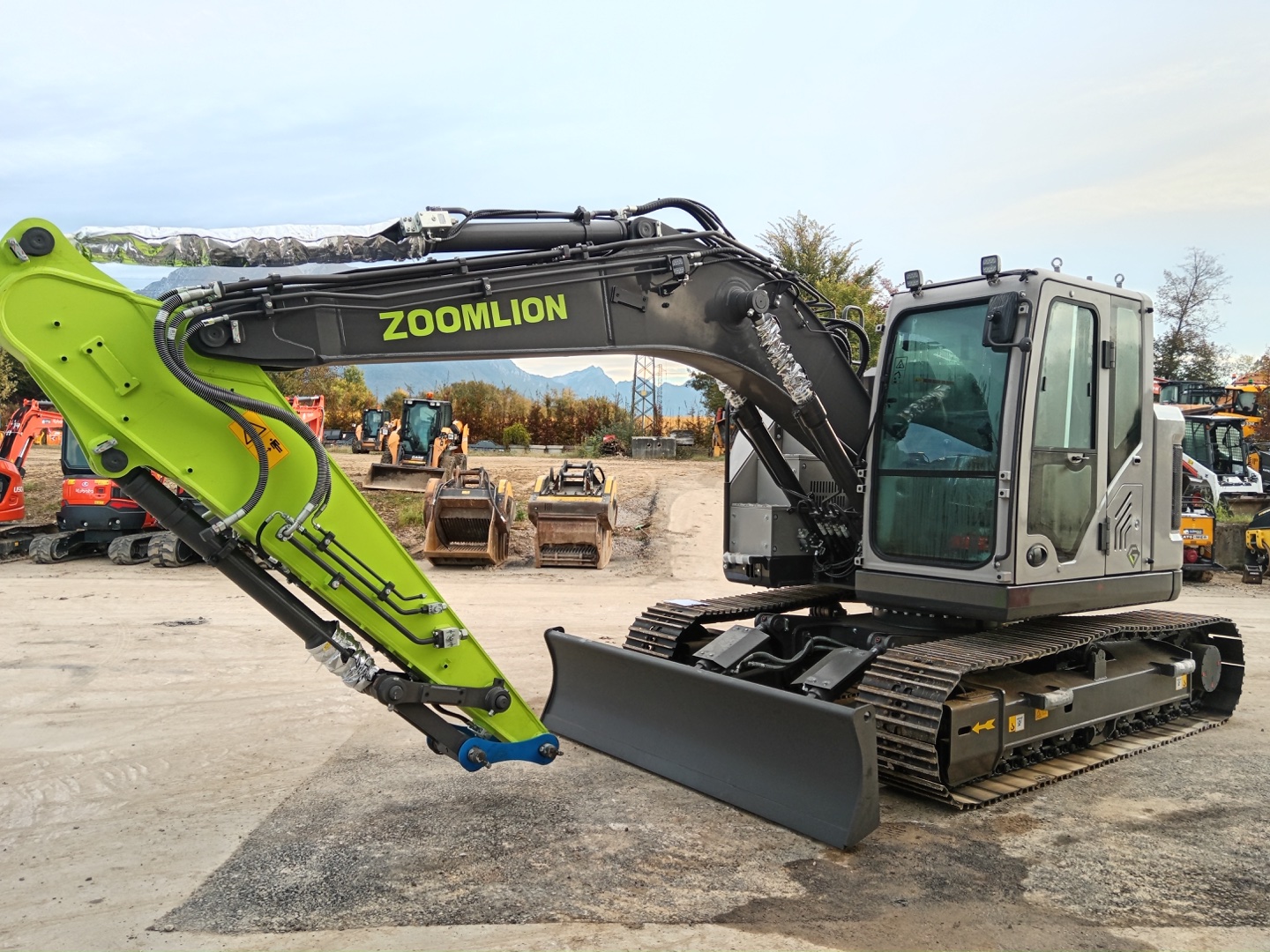 Escavatore cingolato ZOOMLION ZE 145GU - Franco Clò Macchine Movimento Terra