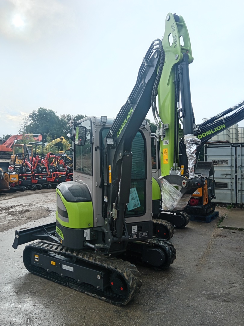 ZOOMLION ZE 27 GU AC compact mini excavator - Franco Clò Macchine Movimento Terra
