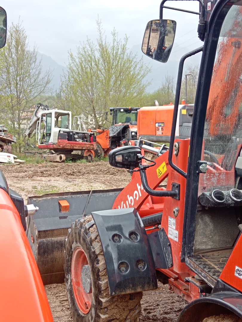 Pala gommata KUBOTA R 070 WTQC - Franco Clò Macchine Movimento Terra