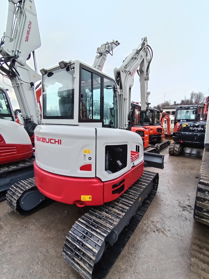 TAKEUCHI TB 350 R ADV mini excavator - Franco Clò Macchine Movimento Terra