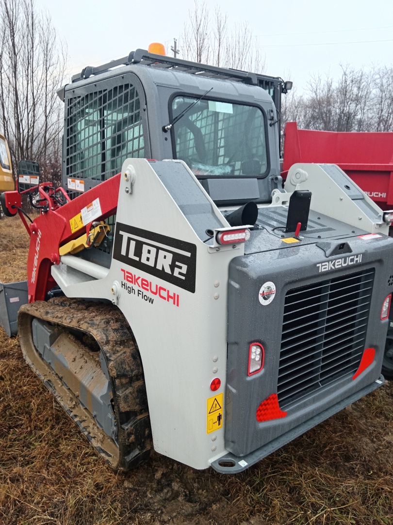 Pala compatta cingolata TAKEUCHI TL 8 R-2 - Franco Clò Macchine Movimento Terra
