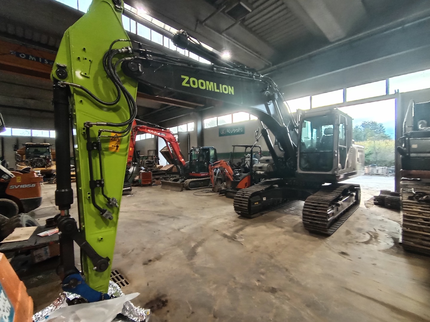 Escavatore cingolato ZOOMLION ZE 225GN - Franco Clò Macchine Movimento Terra