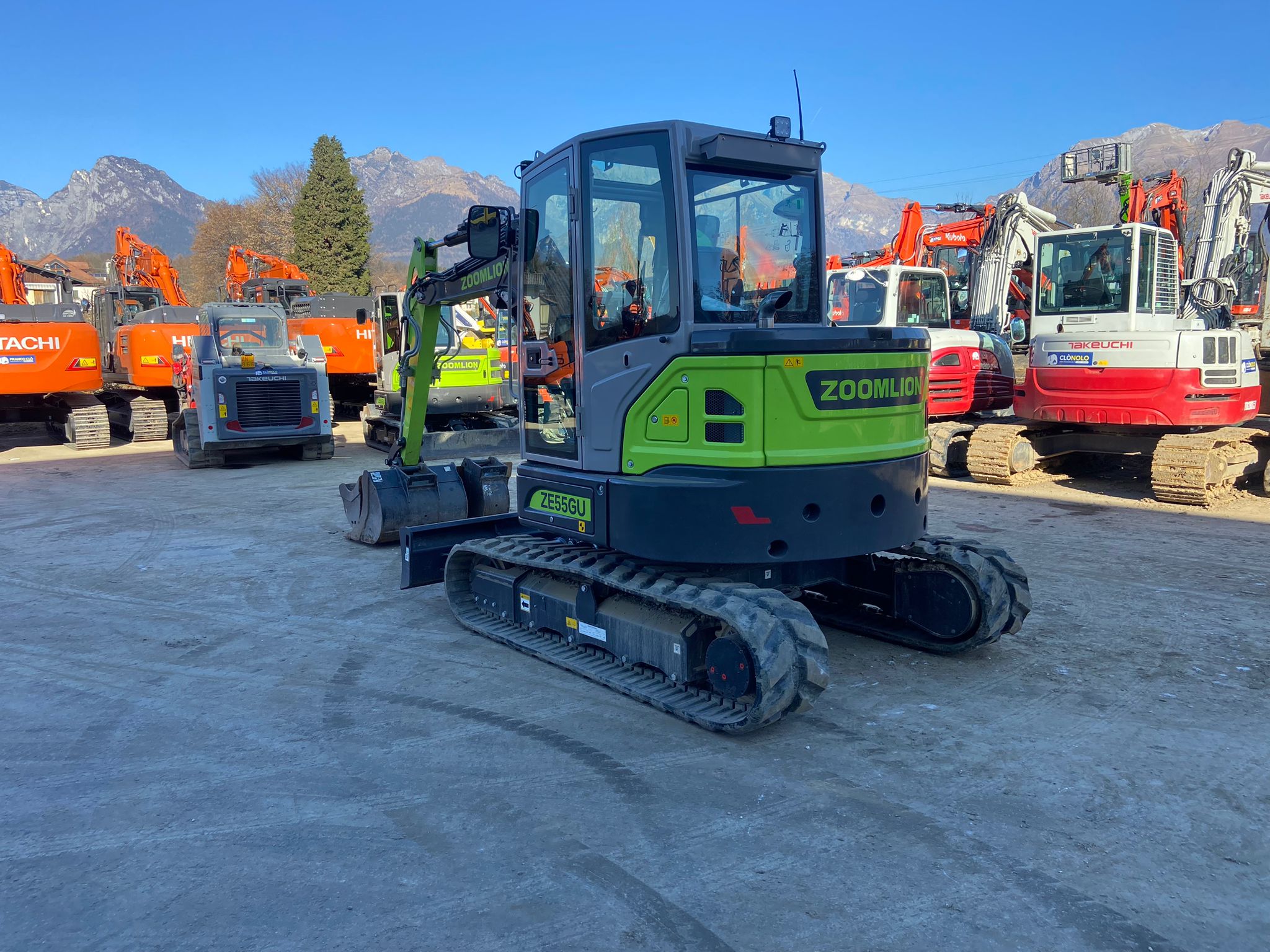 Mini escavatore ZOOMLION ZE 55 GU AC - Franco Clò Macchine Movimento Terra