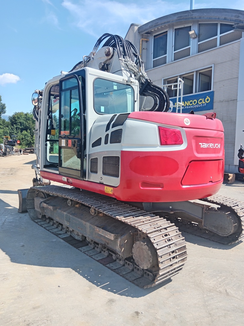 Escavatore cingolato TAKEUCHI TB 2150 R / 2P - Franco Clò Macchine Movimento Terra