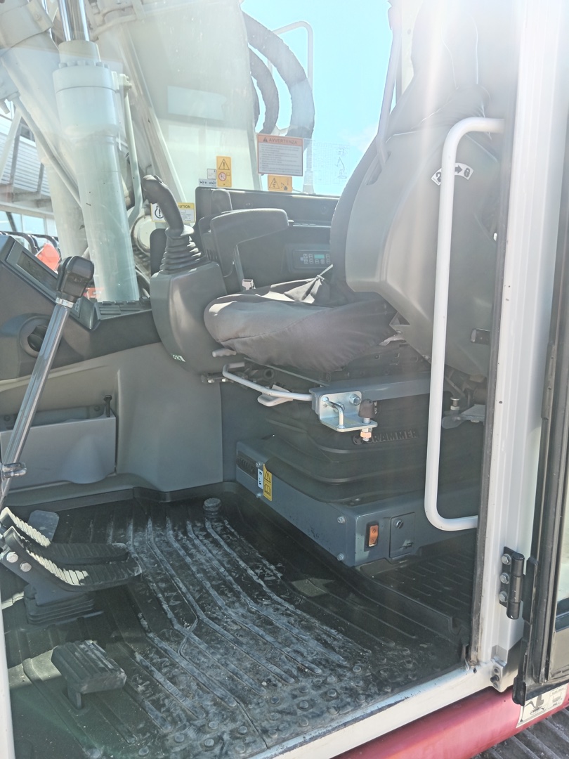 Escavatore cingolato TAKEUCHI TB 2150 R / 2P - Franco Clò Macchine Movimento Terra