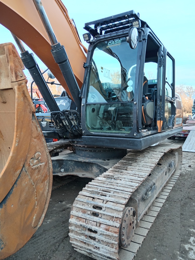 Escavatore cingolato CASE CX 300 D - Franco Clò Macchine Movimento Terra