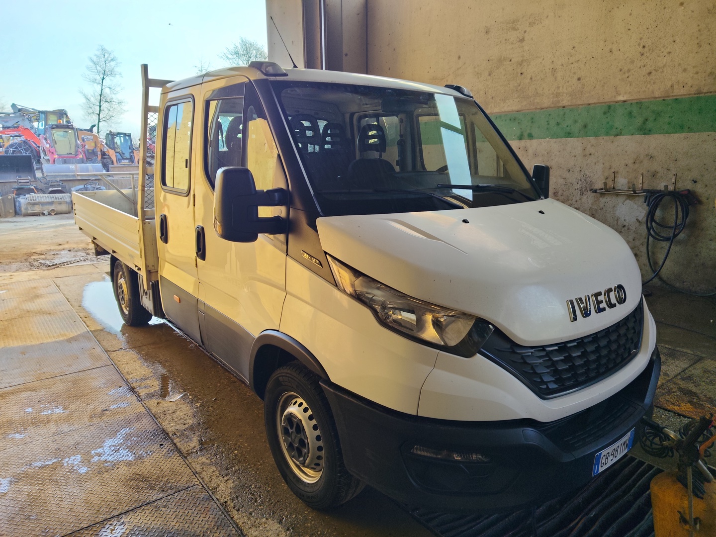 Autocarro IVECO NUOVO DAILY - Franco Clò Macchine Movimento Terra