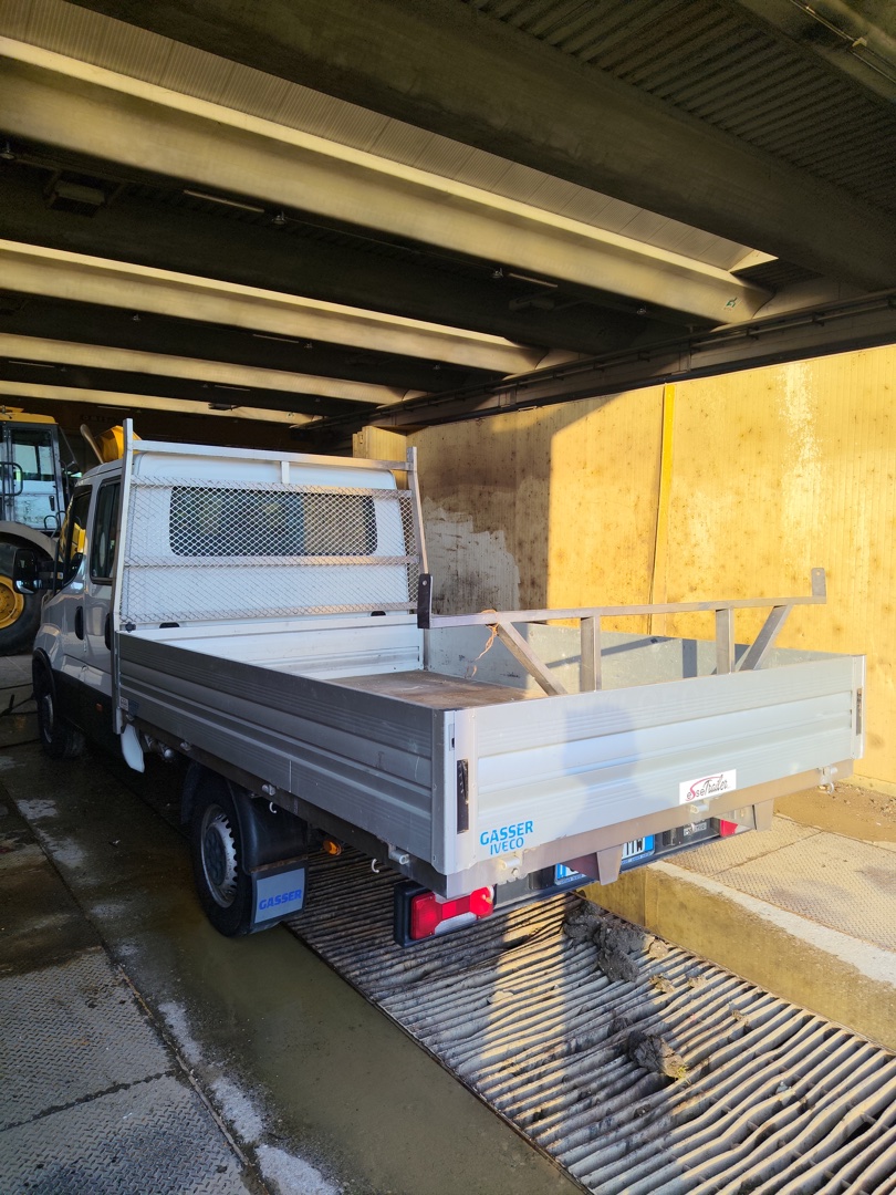 Autocarro IVECO NUOVO DAILY - Franco Clò Macchine Movimento Terra