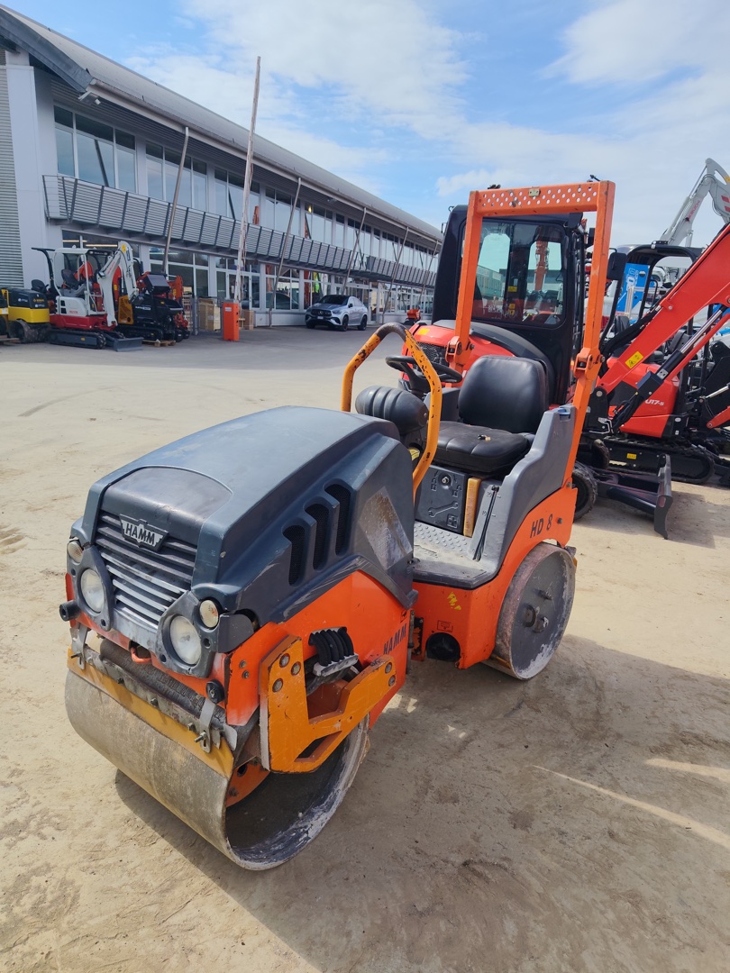 Rullo tandem compatto HAMM HD 8 - Franco Clò Macchine Movimento Terra