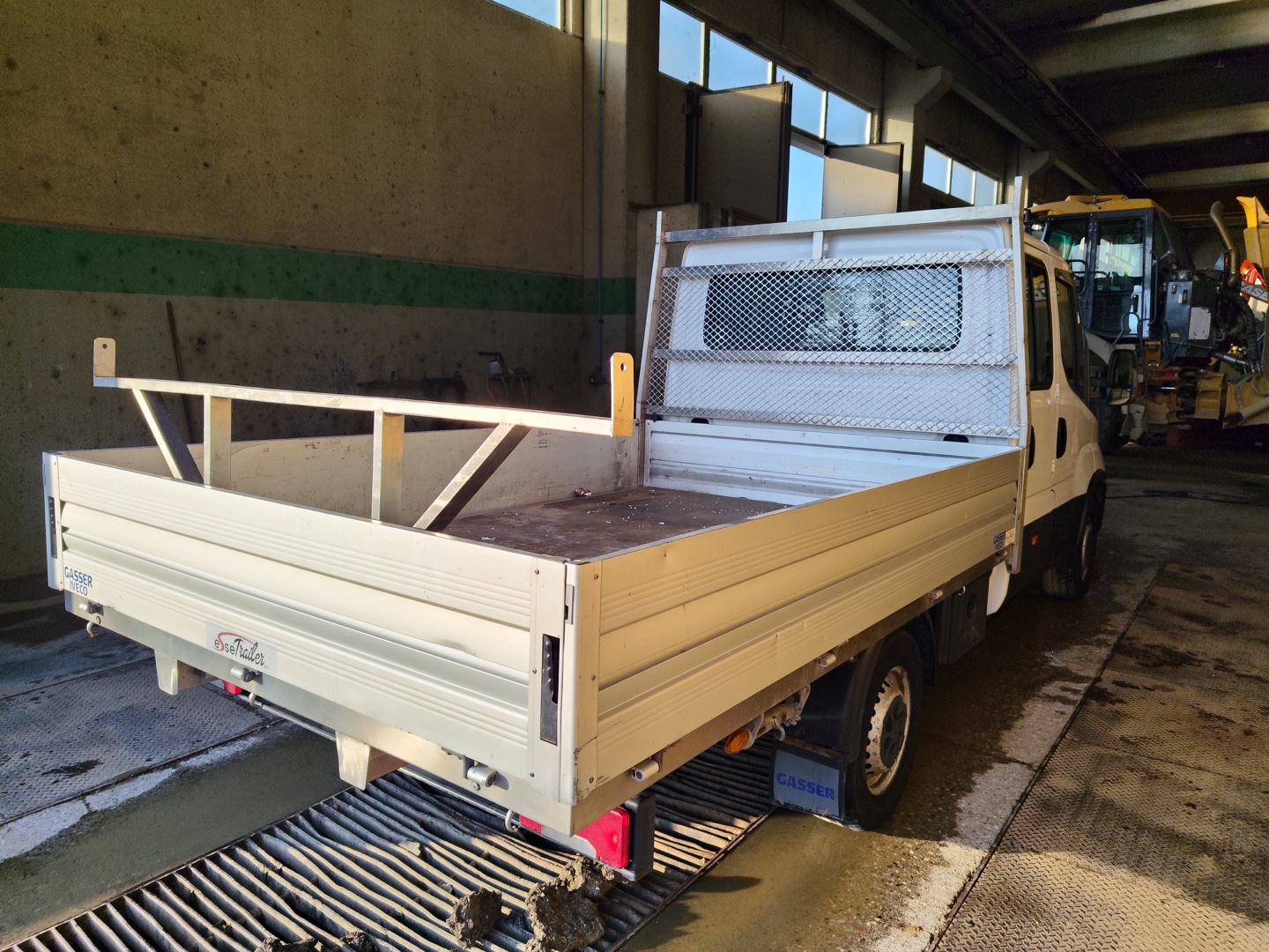 Autocarro IVECO NUOVO DAILY - Franco Clò Macchine Movimento Terra